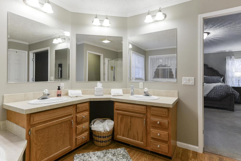 Photo of Bathroom in Omaha