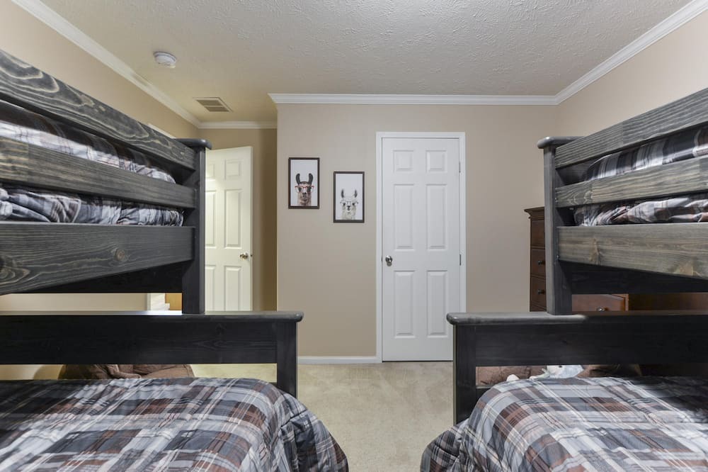 Photo of Bedroom in Omaha