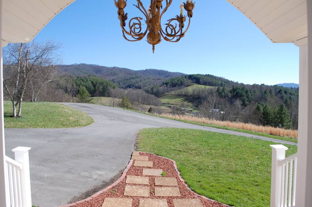 Photo of Outdoor in Mountain City