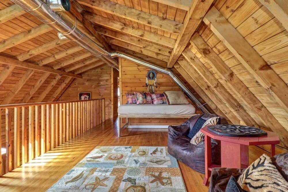 Photo of Livingroom in Mountain City