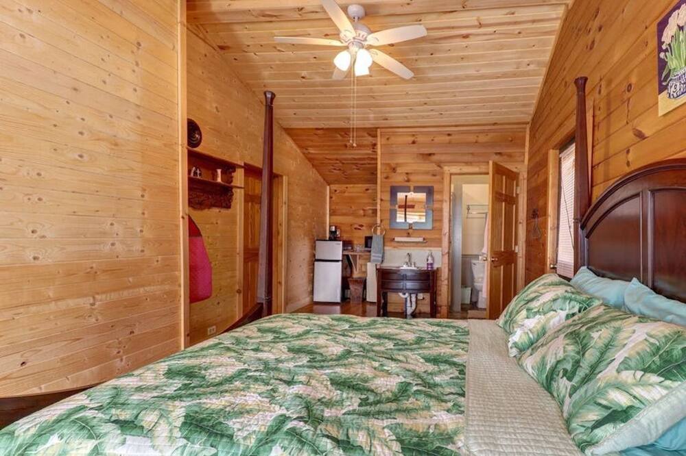 Photo of Bedroom in Mountain City