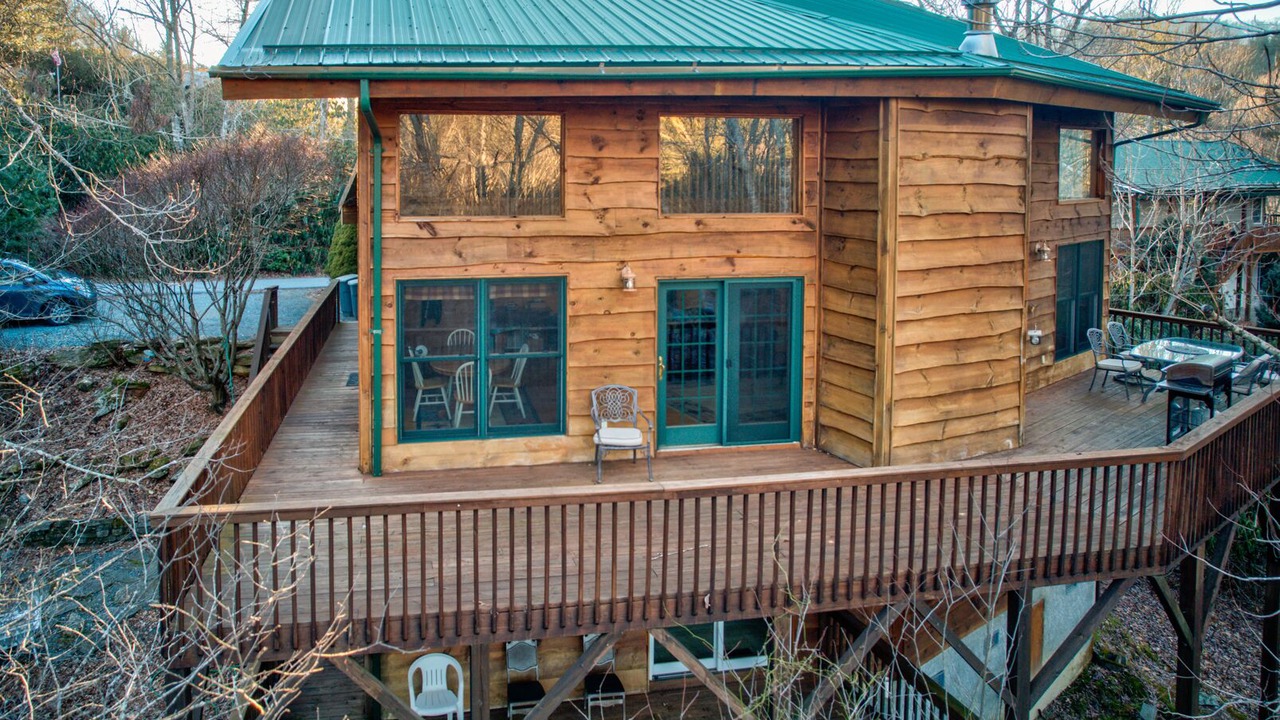 Photo of Outdoor in Newland
