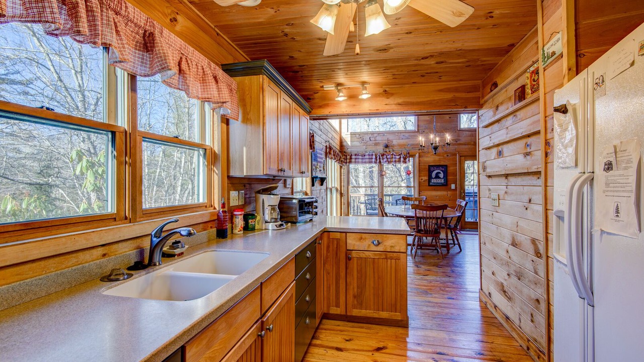 Photo of Kitchen in Newland