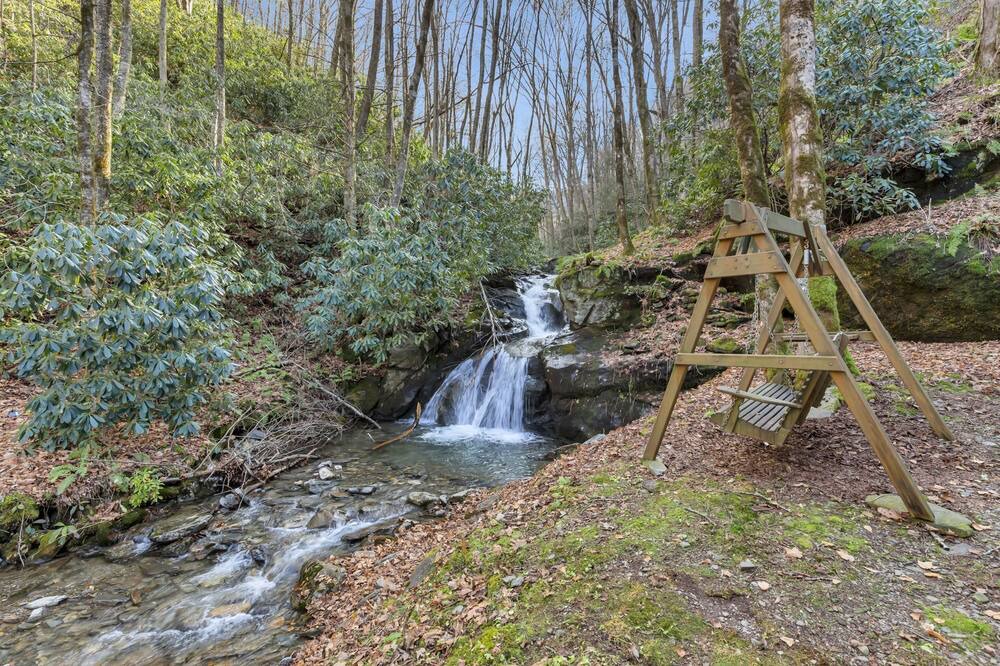 Photo of Outdoor in Maggie Valley