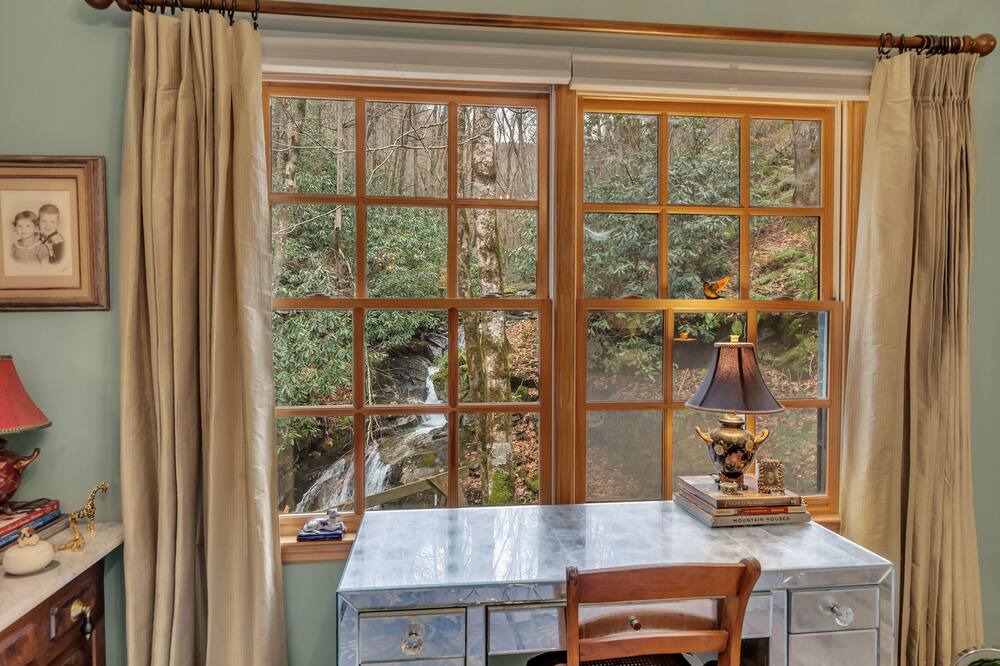 Photo of Kitchen in Maggie Valley