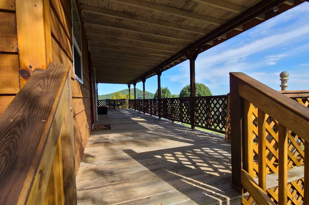 Photo of Patio Balcony in Jefferson