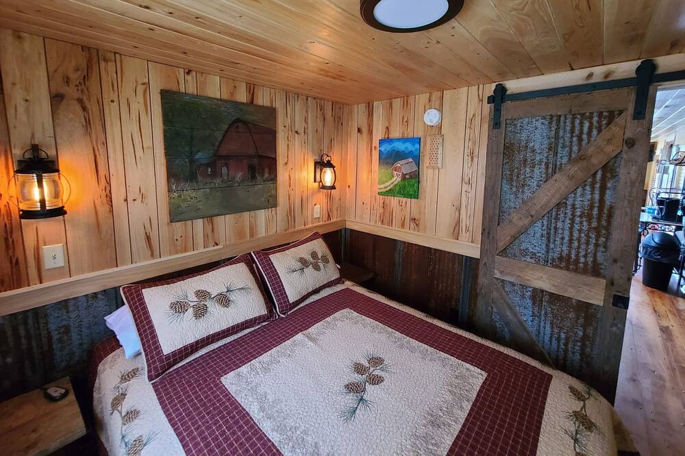Photo of Bedroom in Jefferson