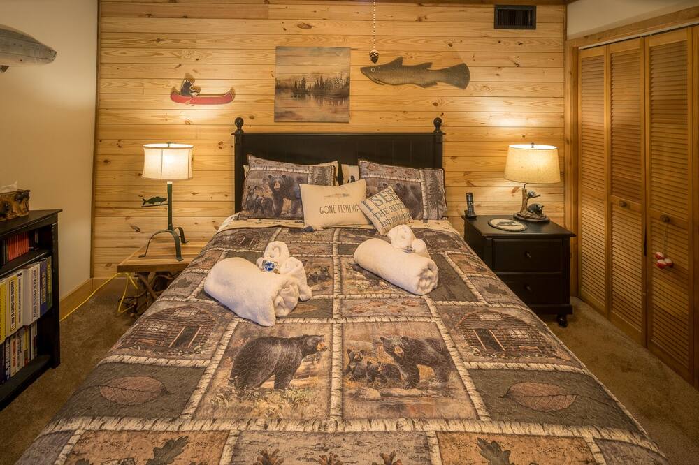 Photo of Bedroom in Elk Park