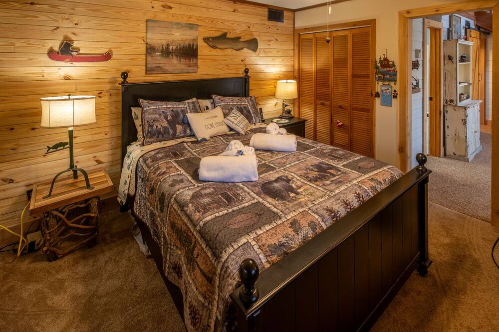 Photo of Bedroom in Elk Park