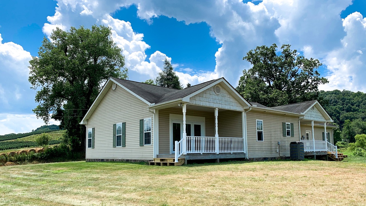 Photo of Outdoor in Grassy Creek