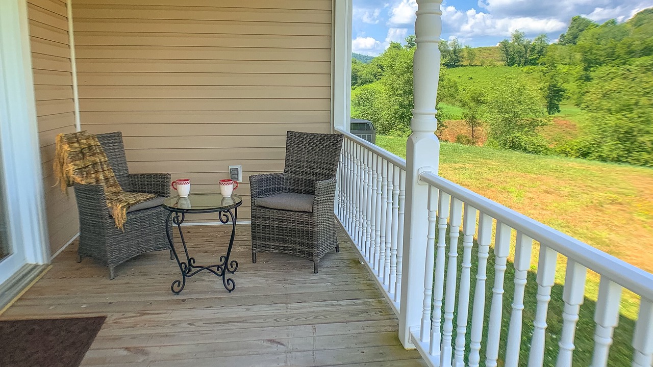 Photo of Outdoor in Grassy Creek