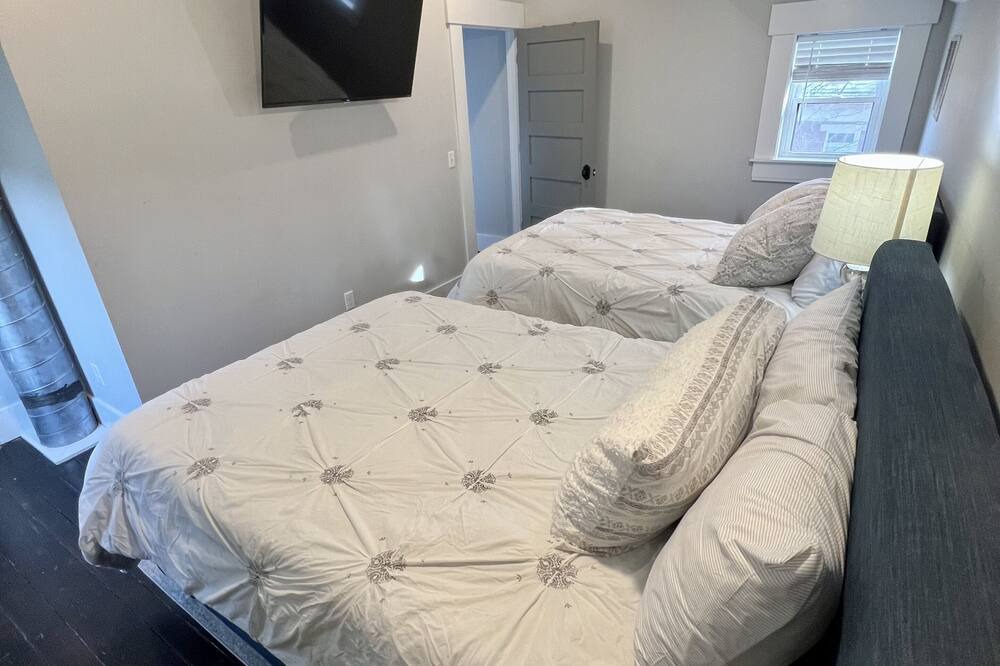 Photo of Bedroom in Covington