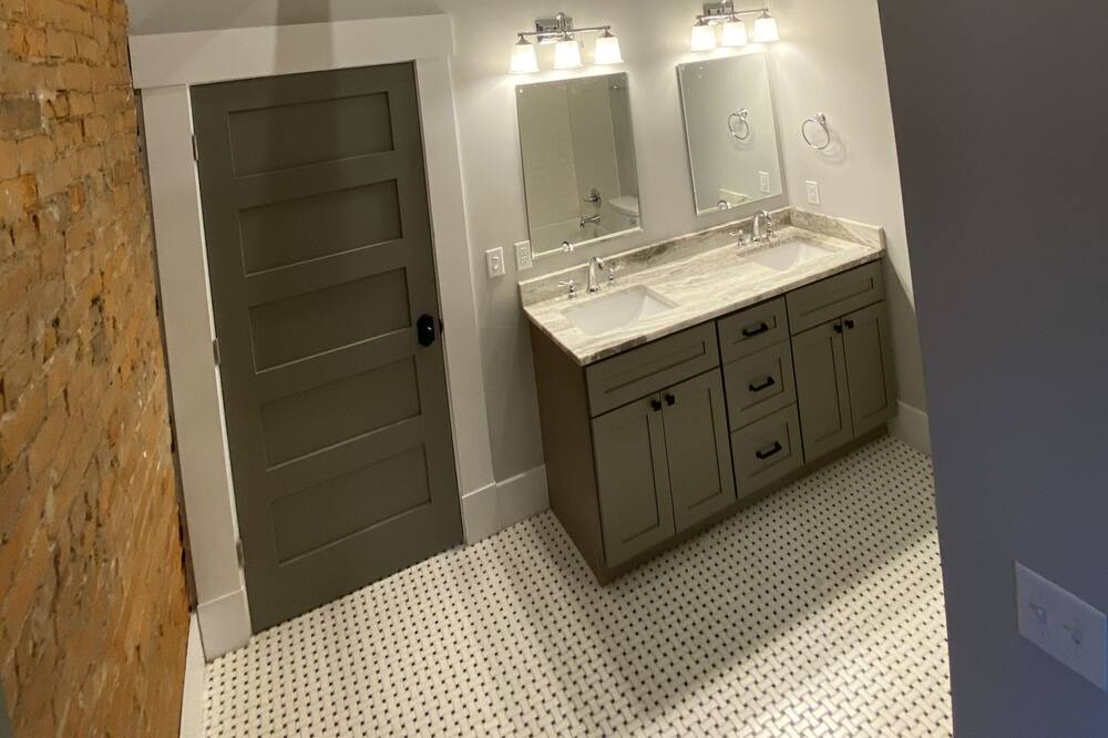 Photo of Bathroom in Covington