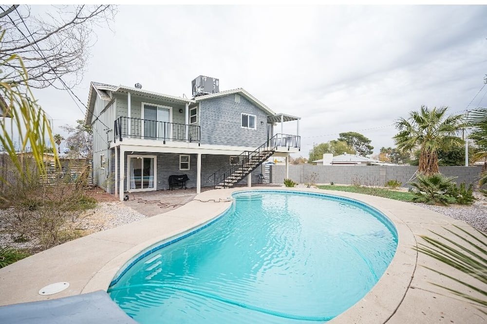 Photo of Outdoor in Rancho Oakey