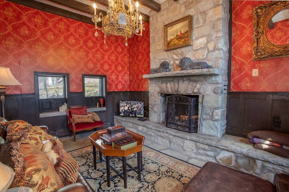 Photo of Livingroom in Tynecastle