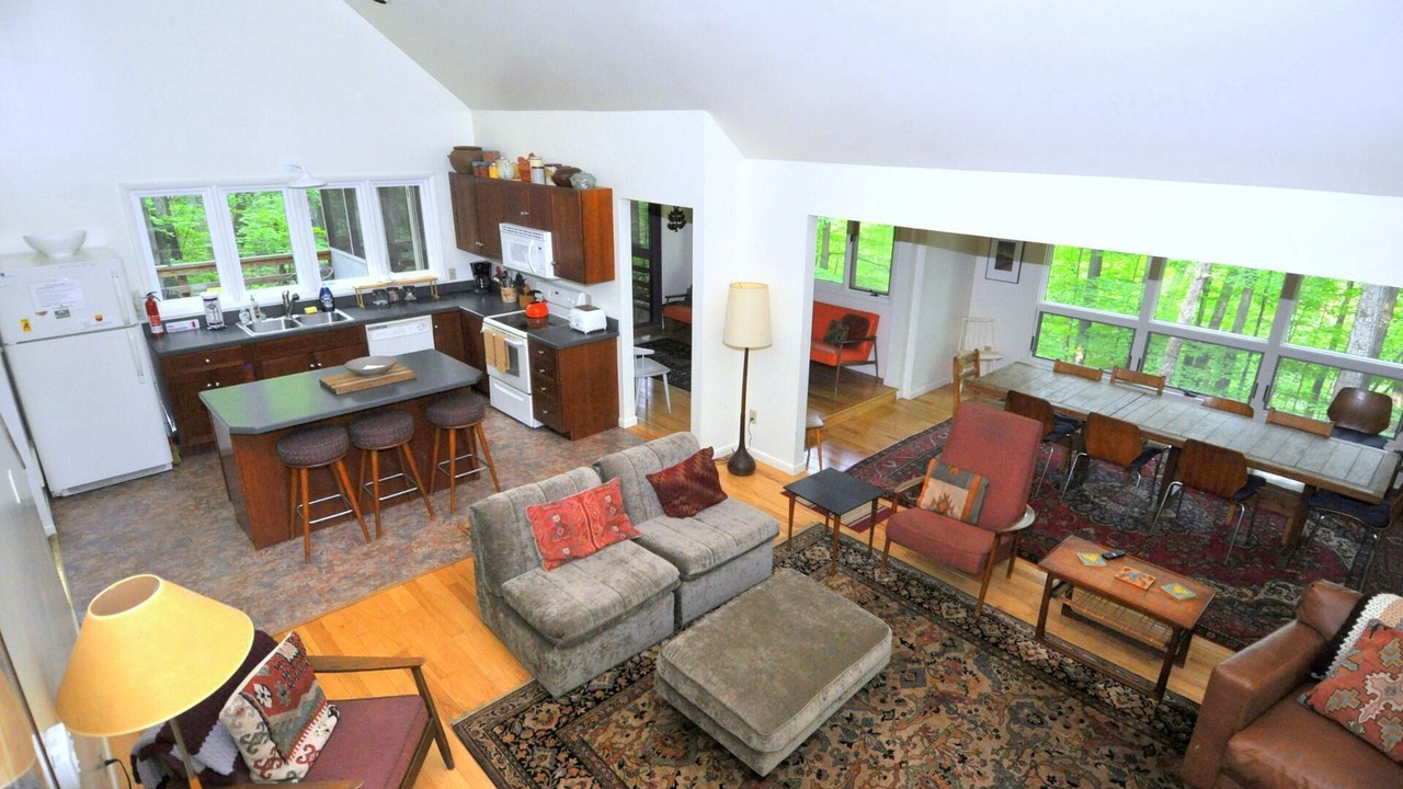 Photo of Livingroom in Berkeley Springs