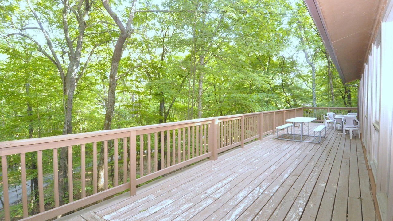 Photo of Patio Balcony in Berkeley Springs