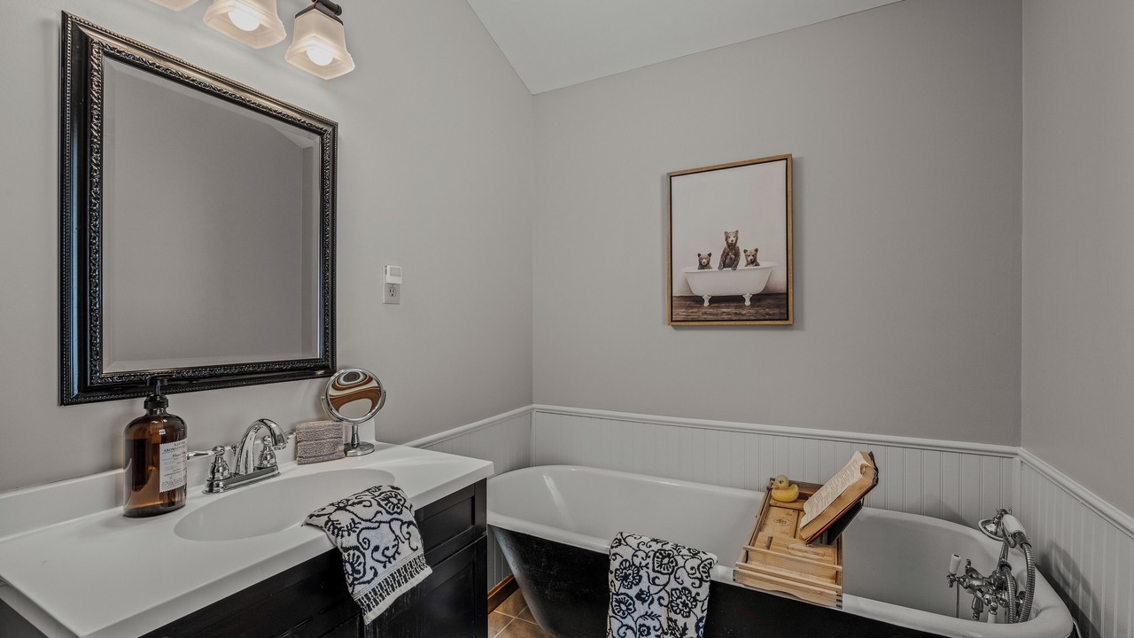 Photo of Bathroom in Berkeley Springs