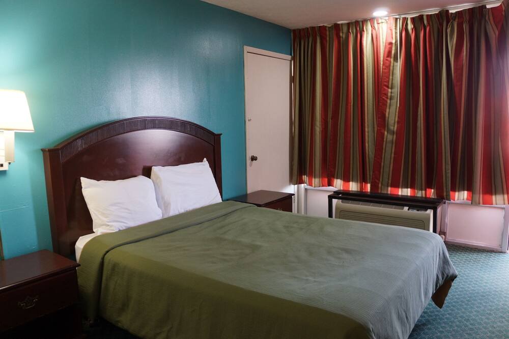 Photo of Bedroom in Mount Sterling