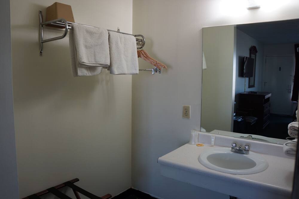 Photo of Bedroom in Mount Sterling