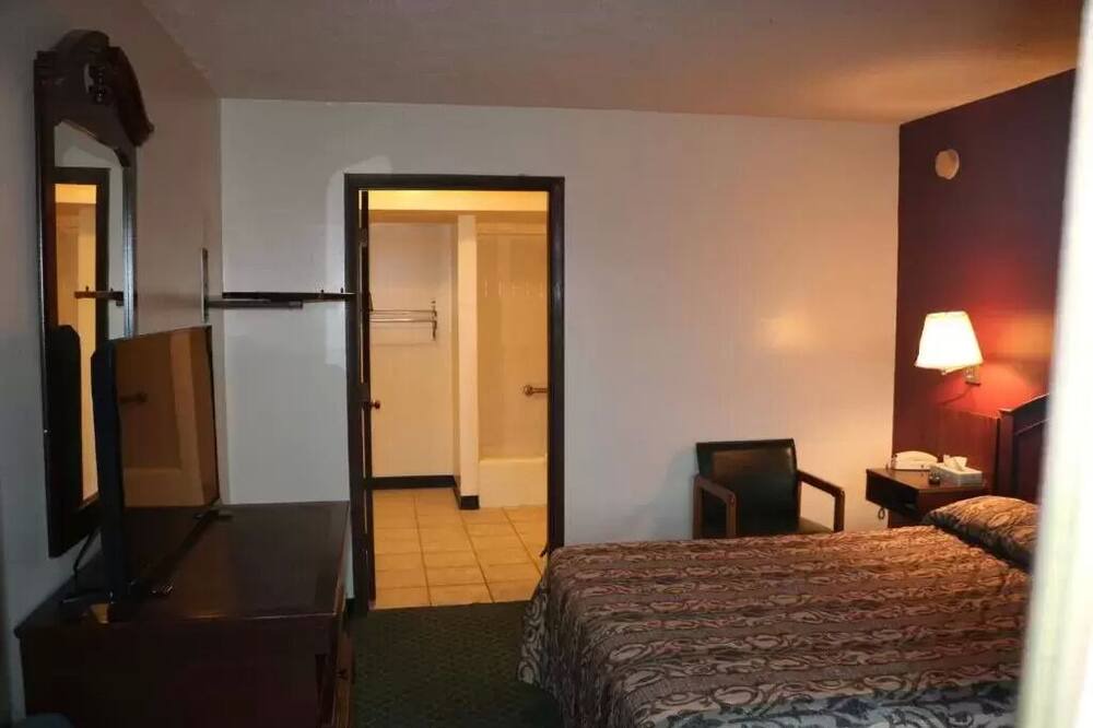 Photo of Bedroom in Mount Sterling