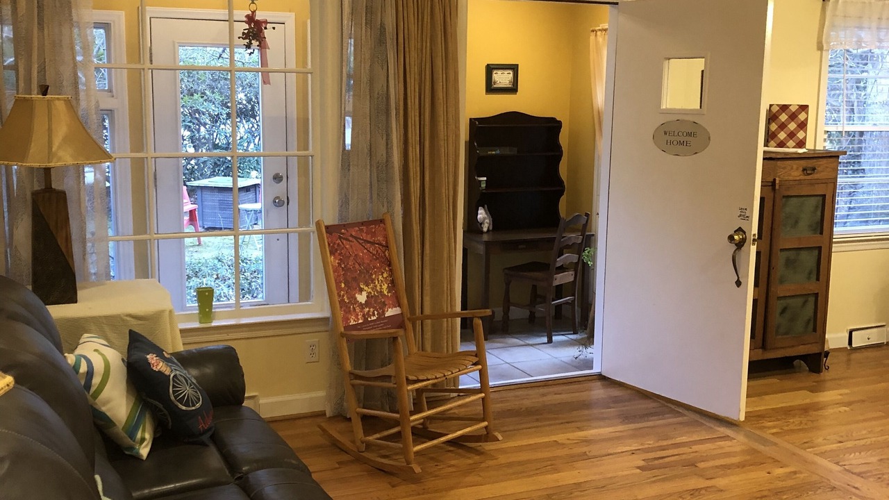 Photo of Livingroom in Black Mountain