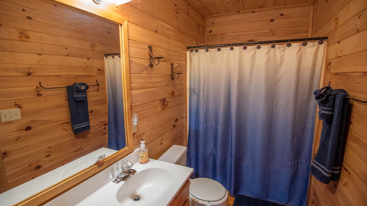 Photo of Bathroom in Crumpler