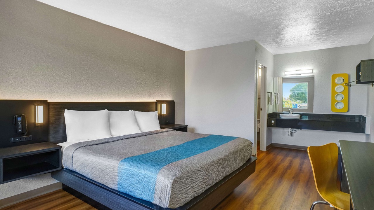 Photo of Bedroom in Lexington