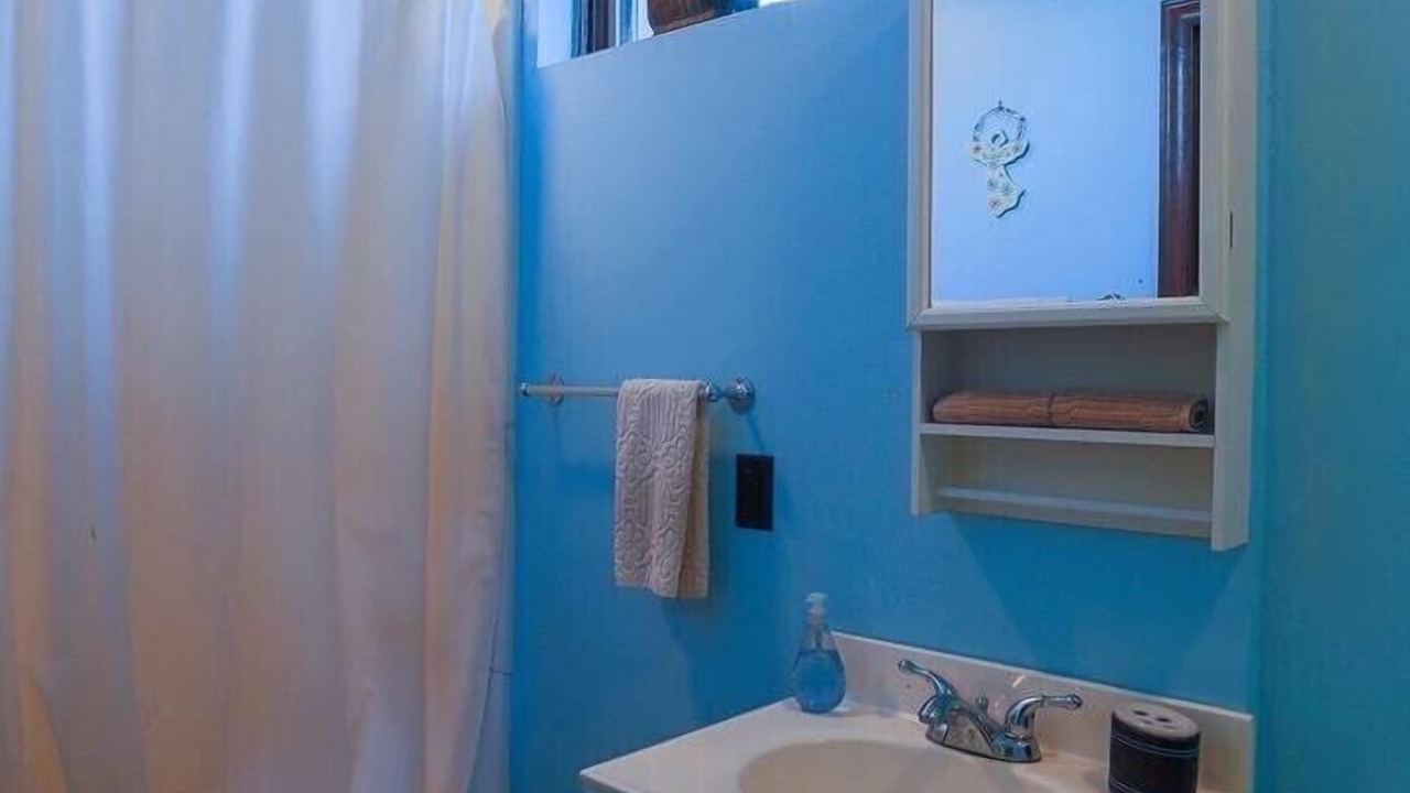 Photo of Bathroom in Barnardsville