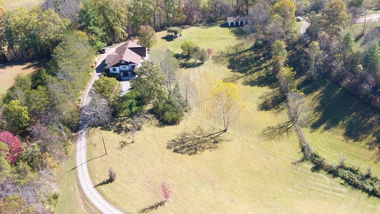 Photo of Outdoor in Barnardsville