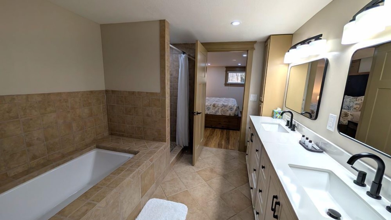 Photo of Bathroom in Waynesville