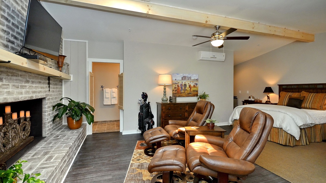 Photo of Bedroom in Waynesville