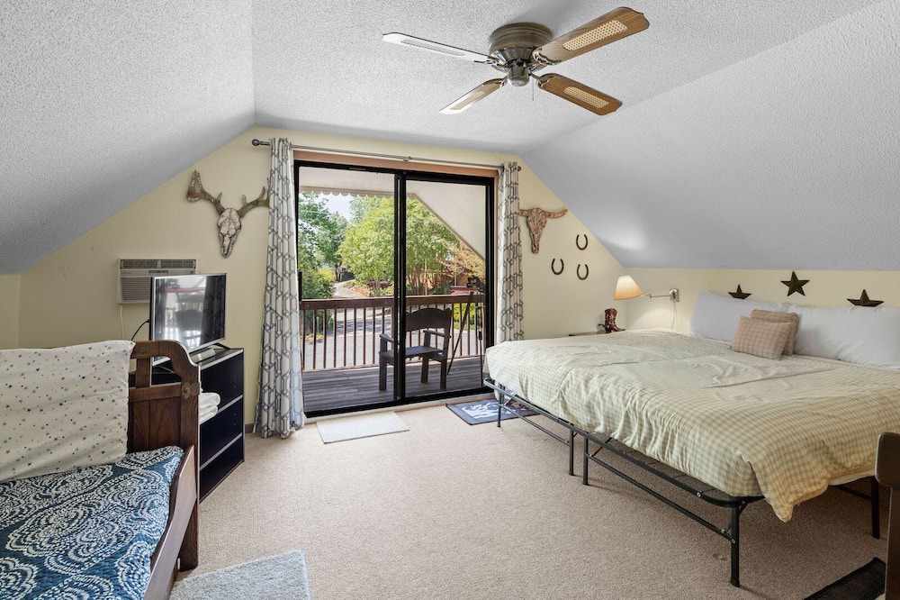 Photo of Patio Balcony in Sunset Cove