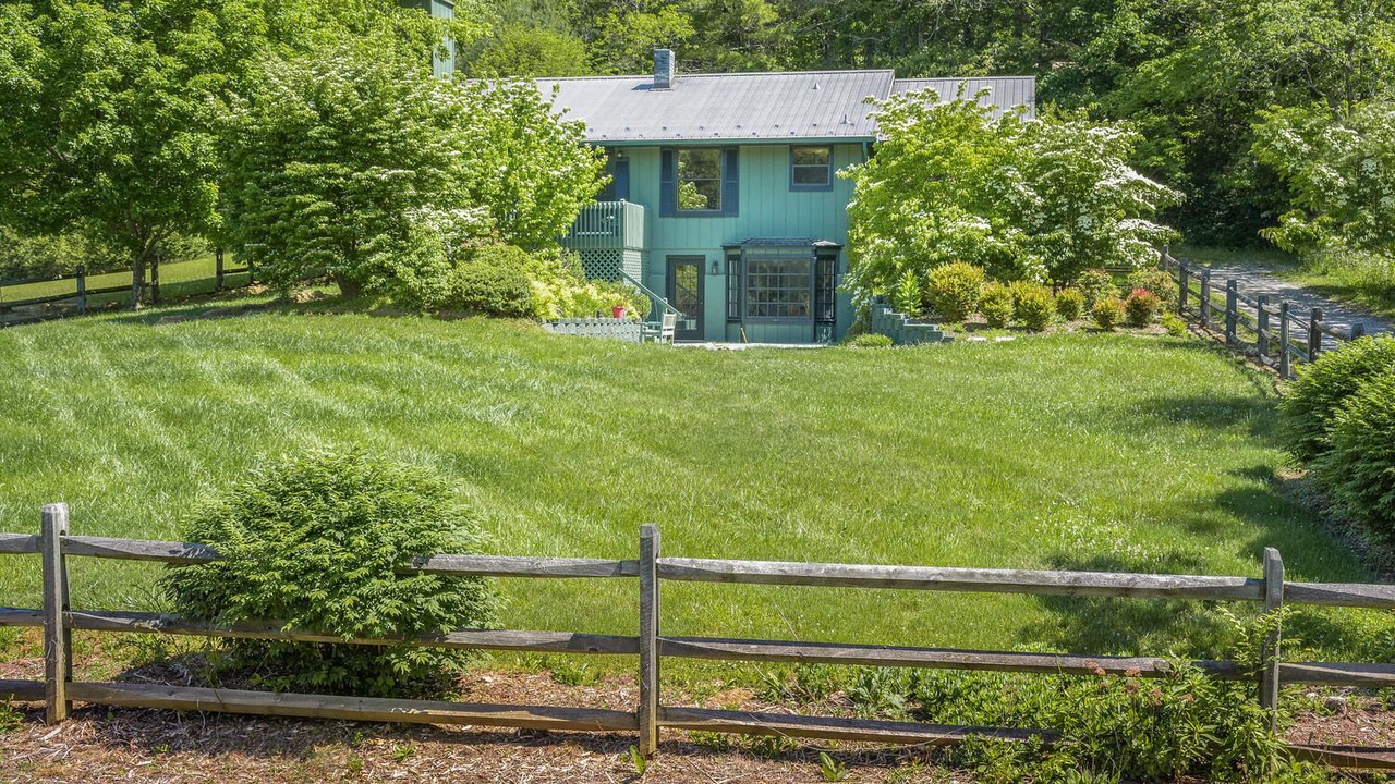 Photo of Outdoor in Fairview