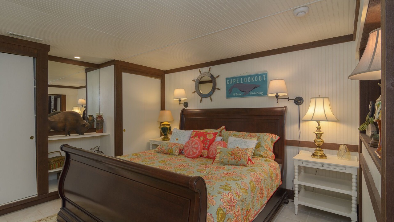 Photo of Bedroom in Fairview