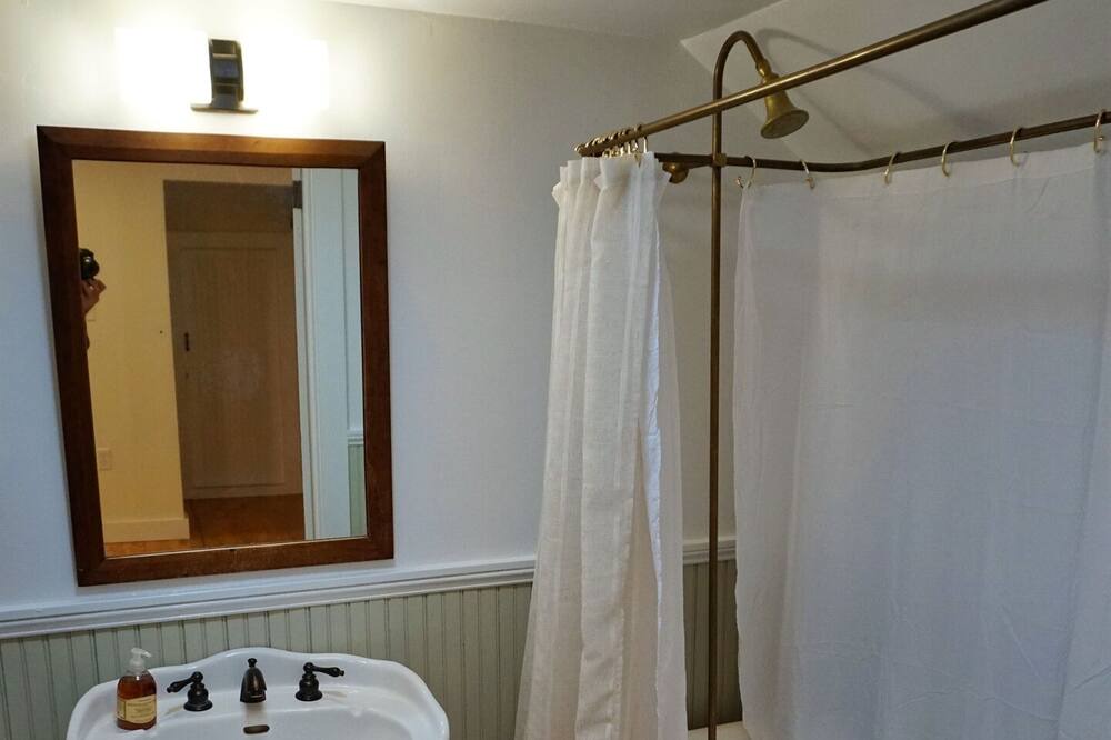 Photo of Bathroom in Burnsville