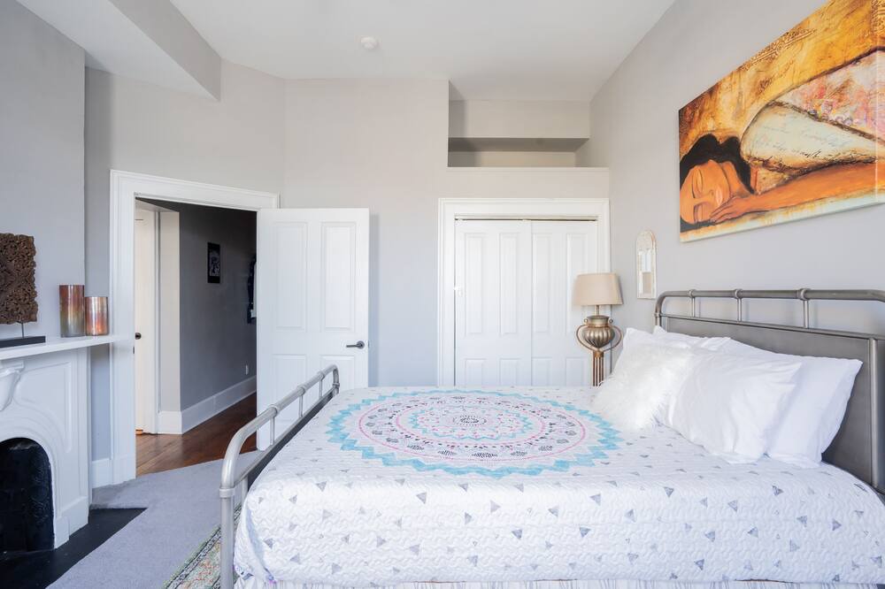 Photo of Bedroom in Covington