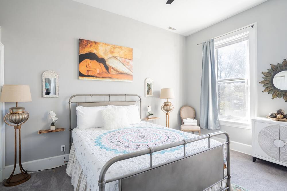 Photo of Bedroom in Covington
