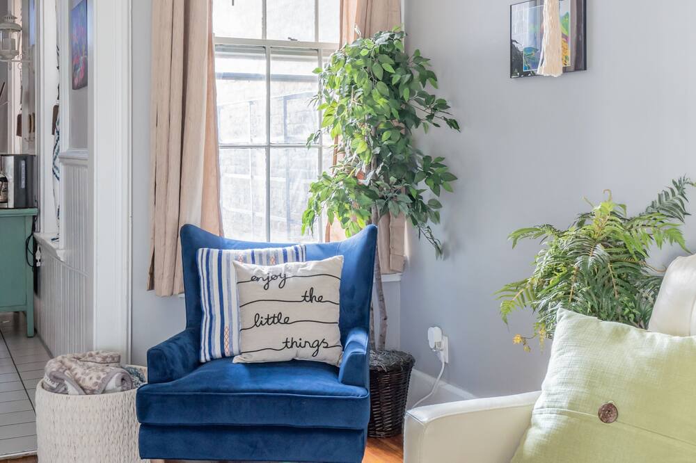 Photo of Livingroom in Covington