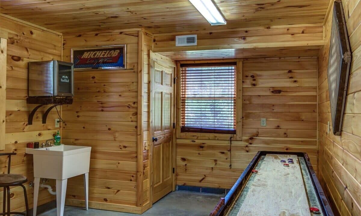 Photo of Bedroom in Banner Elk