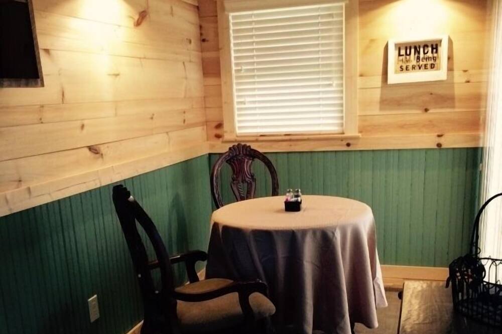 Photo of Kitchen in Blowing Rock