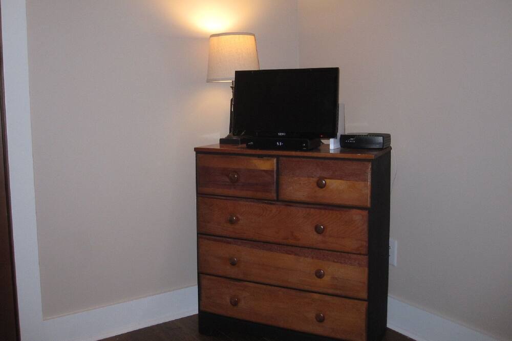 Photo of Bedroom in Black Mountain