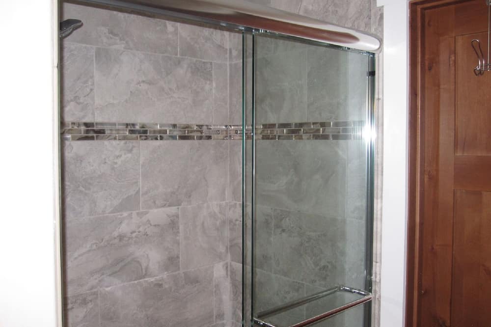 Photo of Bathroom in Black Mountain