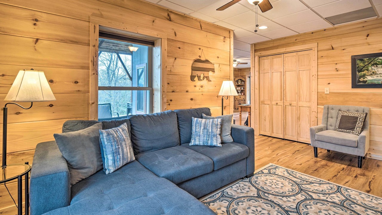 Photo of Livingroom in Black Mountain