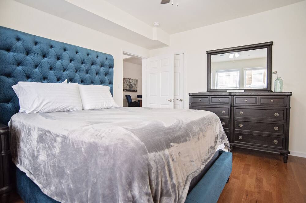 Photo of Bedroom in Downtown