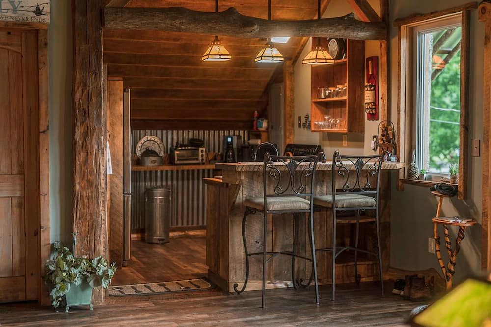 Photo of Kitchen in Laurel Bloomery