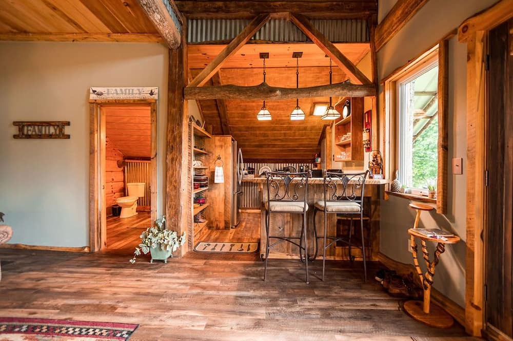 Photo of Kitchen in Laurel Bloomery