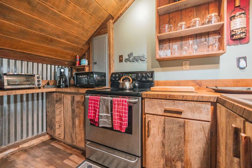 Photo of Kitchen in Laurel Bloomery
