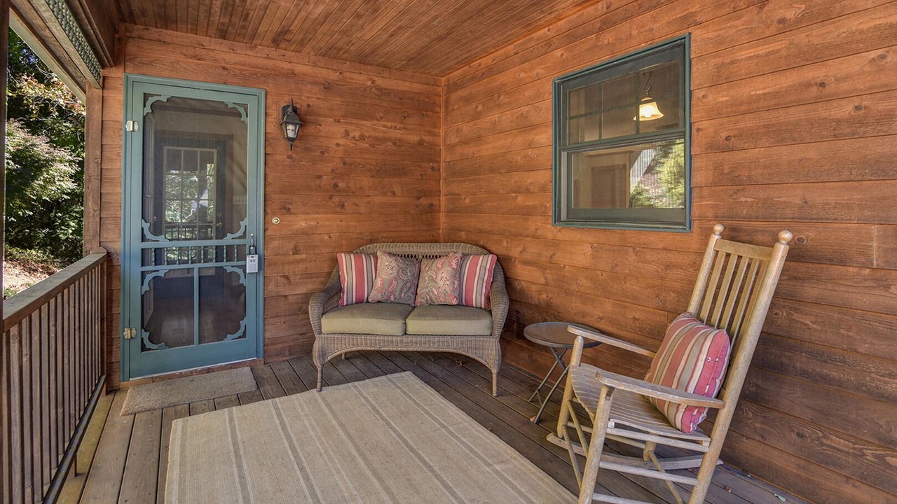 Photo of Patio Balcony in Asheville