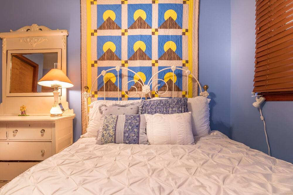 Photo of Bedroom in Banner Elk